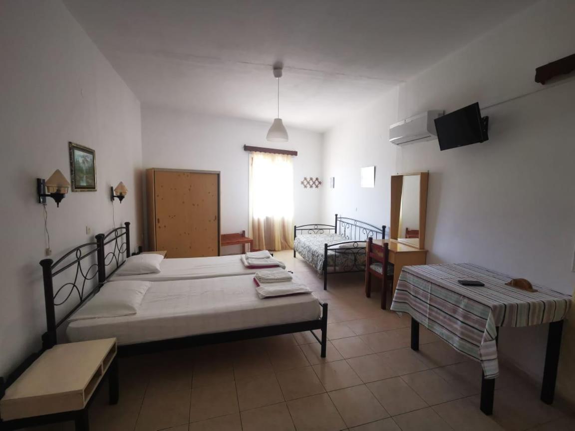 Nikos Hotel Diafánion Esterno foto