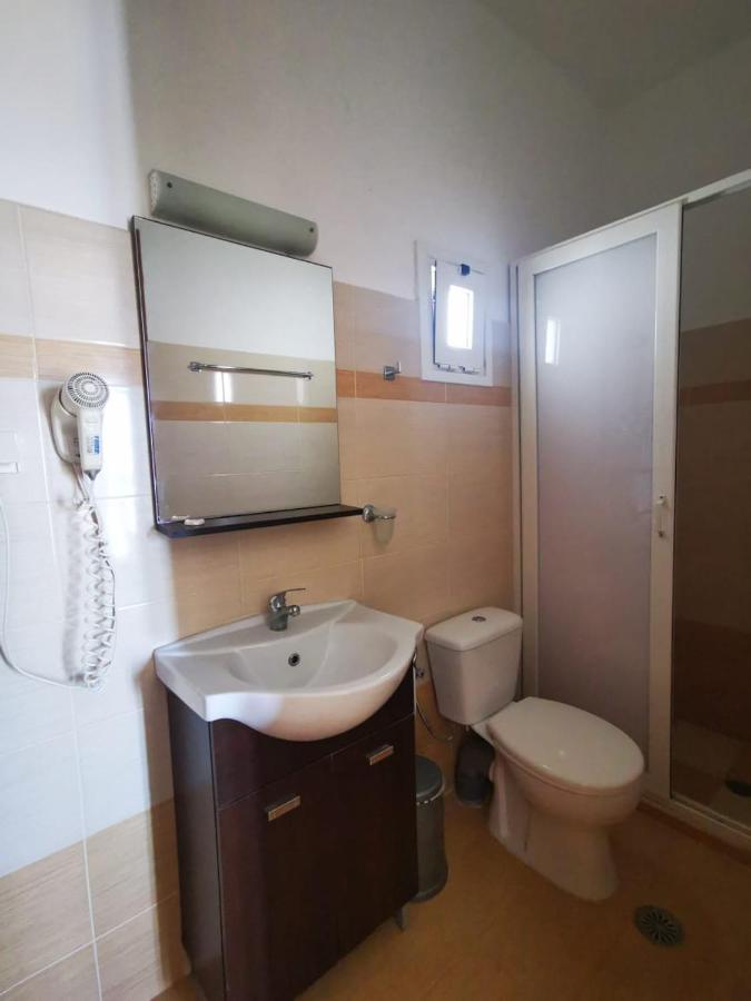 Nikos Hotel Diafánion Esterno foto