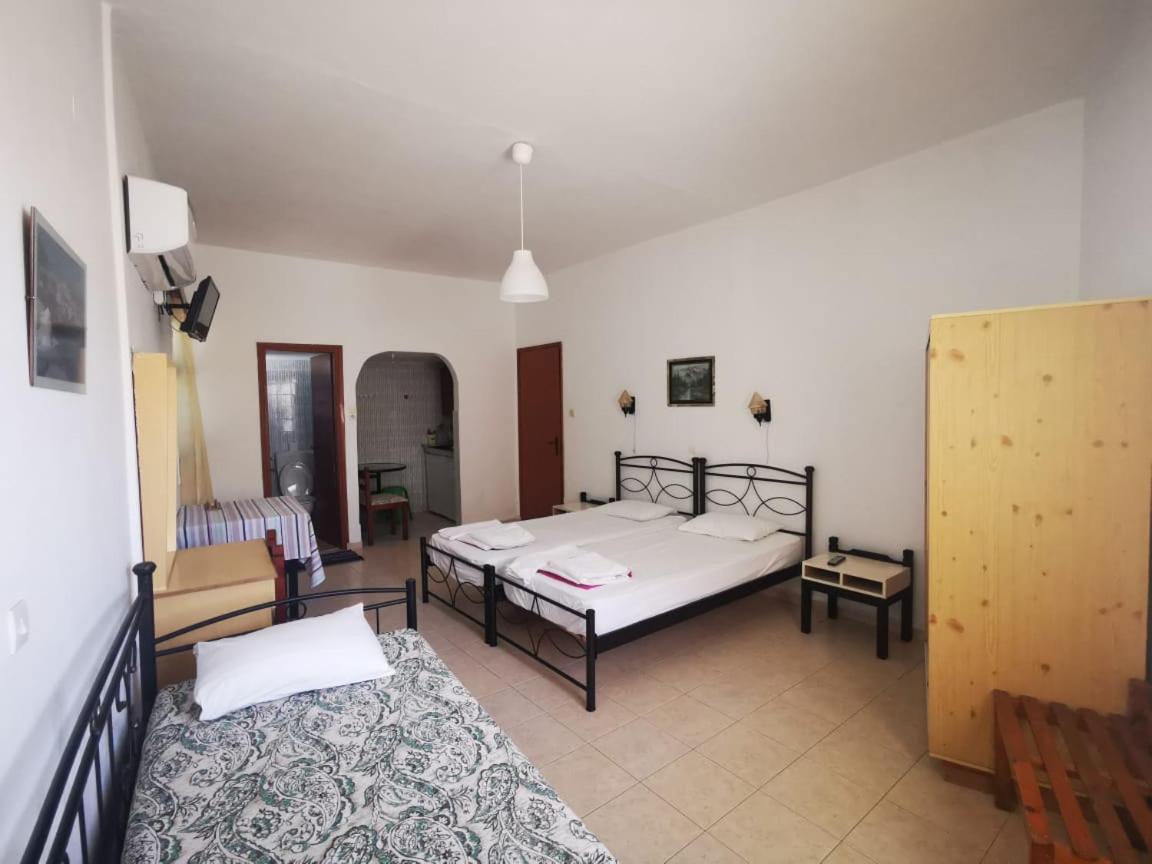 Nikos Hotel Diafánion Esterno foto