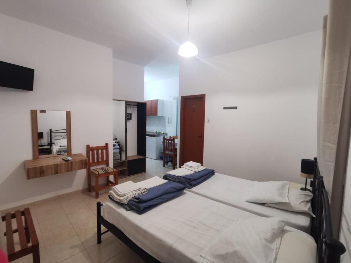 Nikos Hotel Diafánion Esterno foto